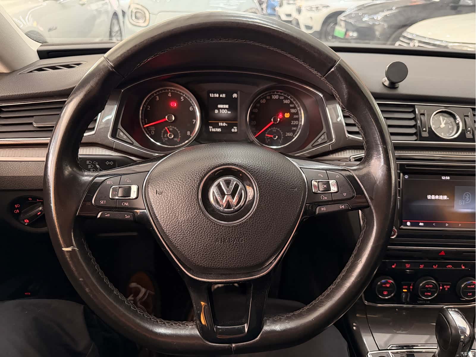 Volkswagen Passat, 2016 13