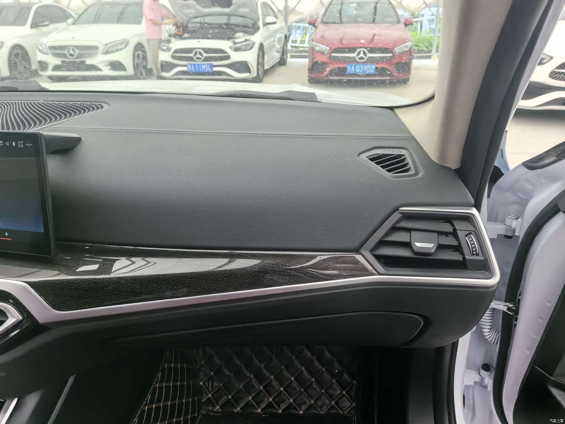 BMW 3 Series, 2023 10