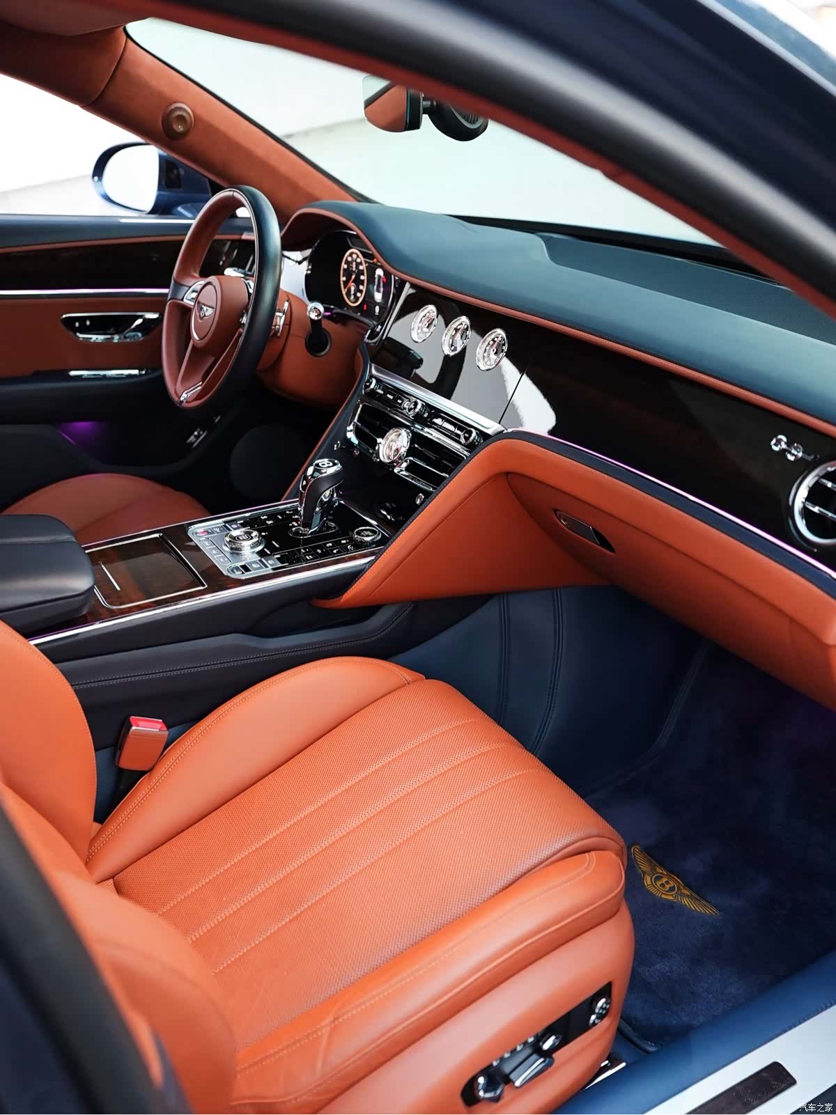Bentley Flying Spur, 2020 16