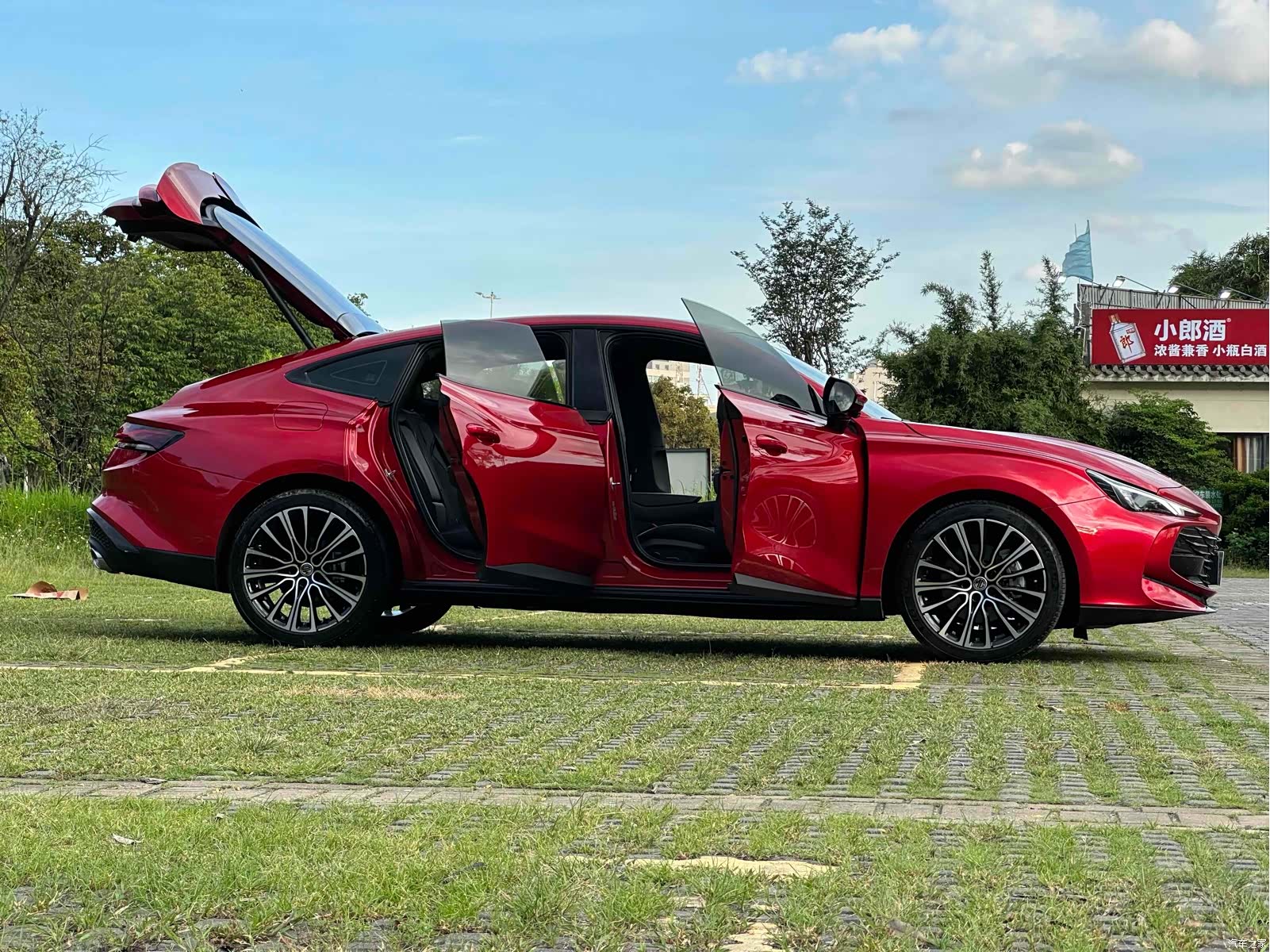 MG MG7, 2023 25