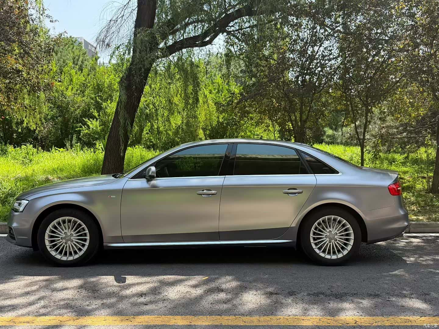 Audi A4L, 2016 8
