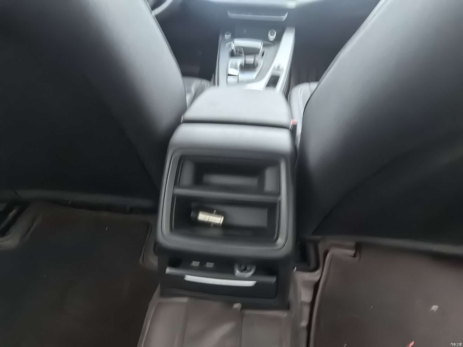 Audi A4L, 2021 11
