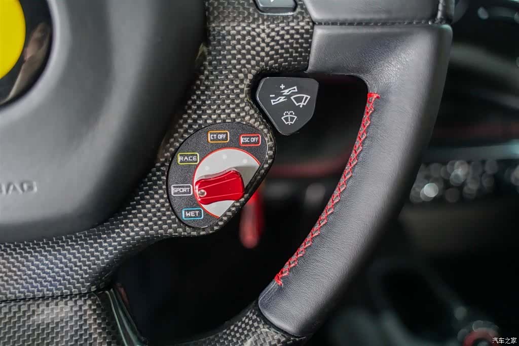 Ferrari 458, 2015 19