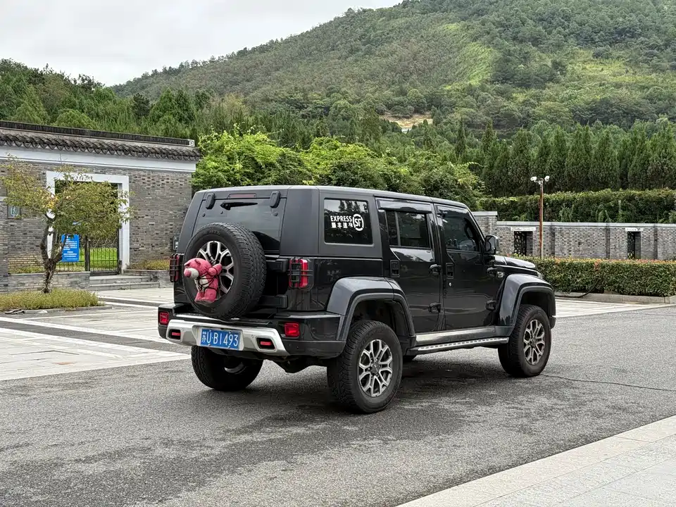 Beijing BJ40