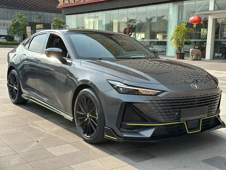 Changan UNI-V