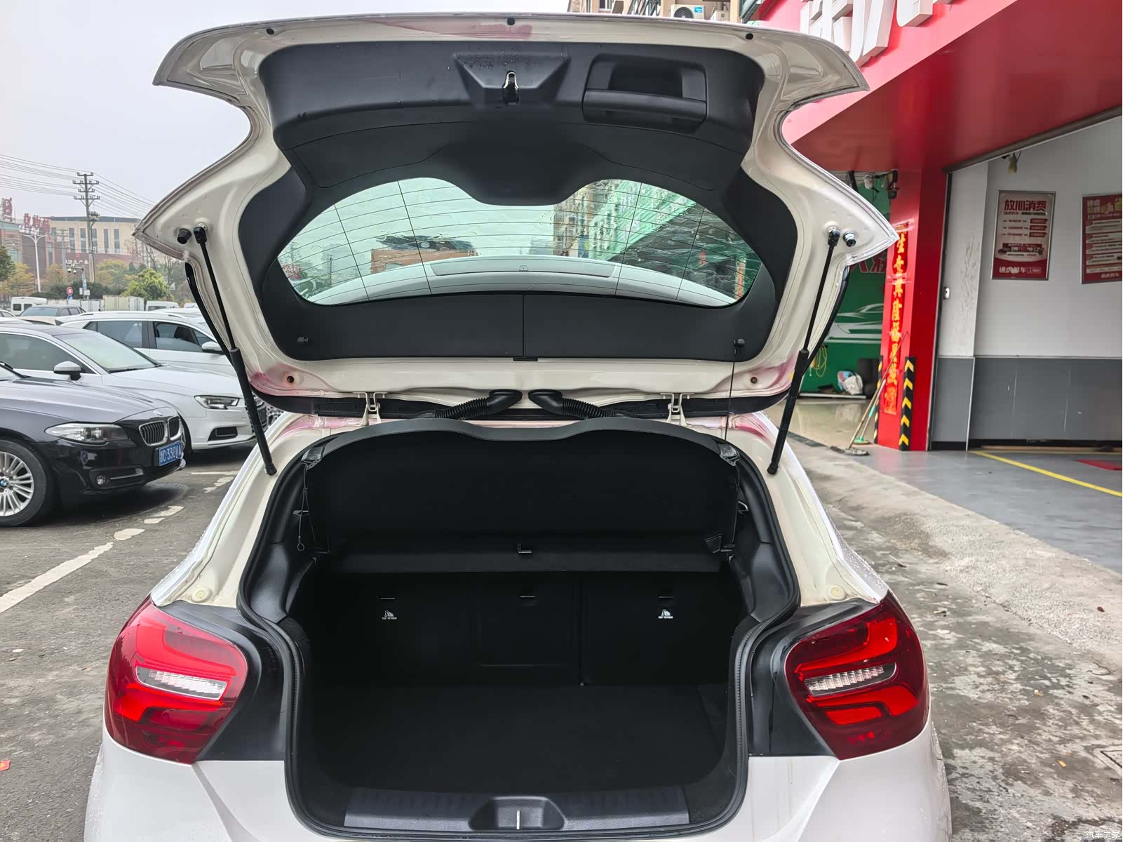 Mercedes-Benz A-Class, 2017 10