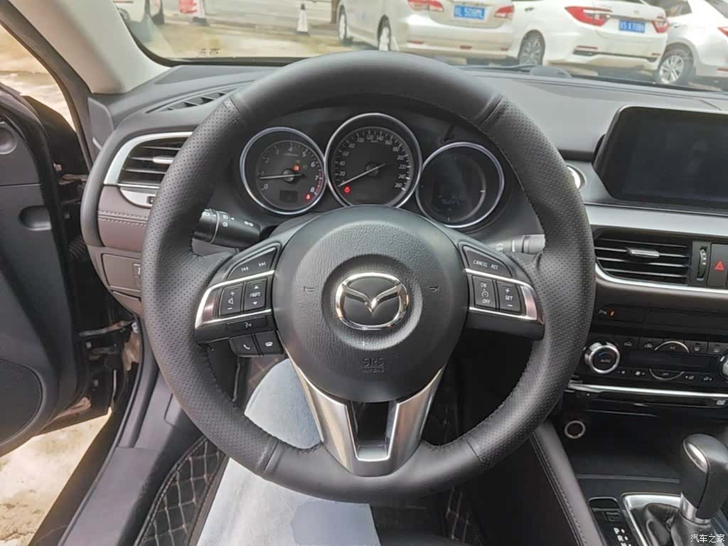 Mazda Atenza, 2017 11