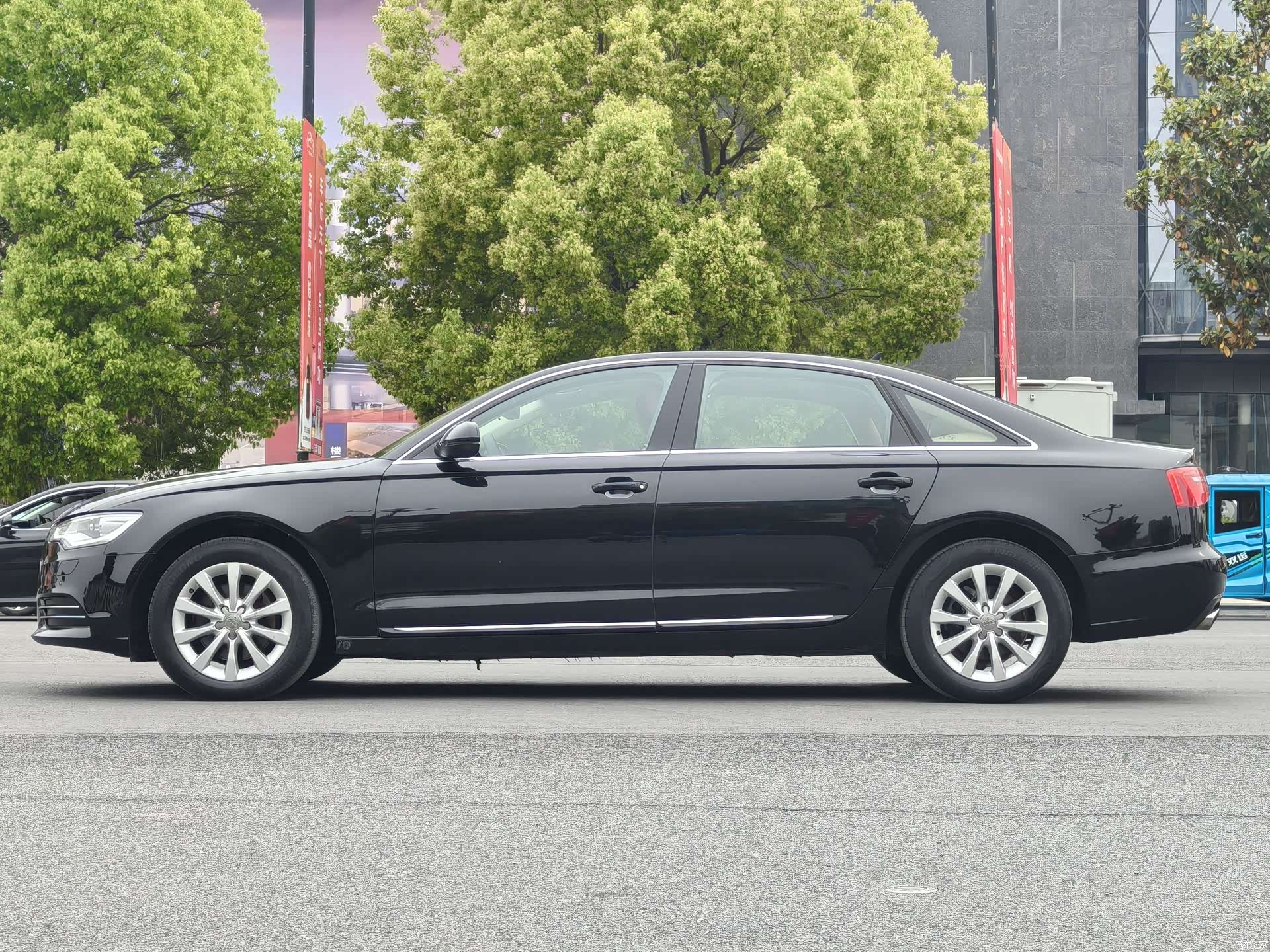 Audi A6L, 2013 12
