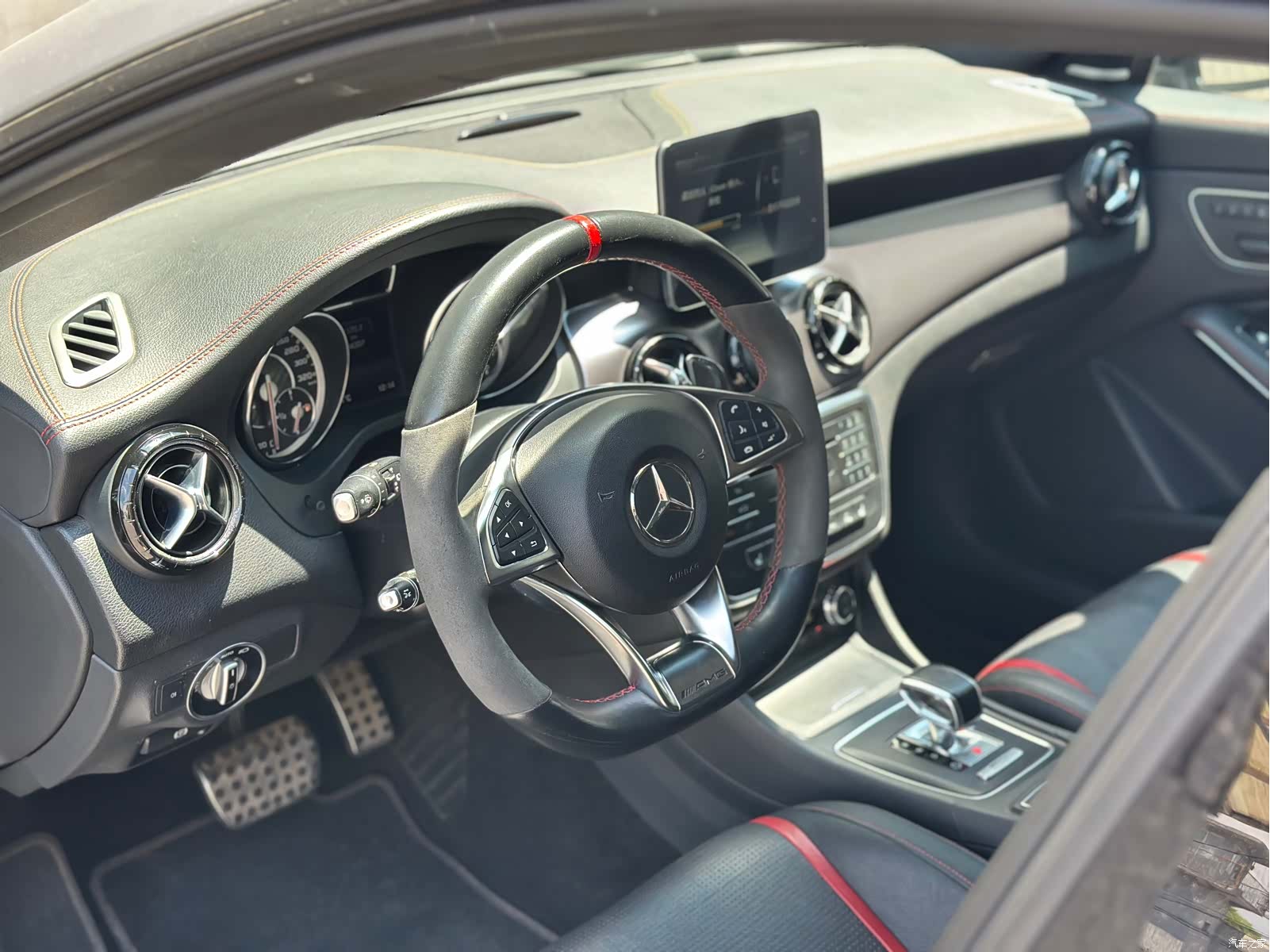Mercedes-Benz CLA, 2015 12