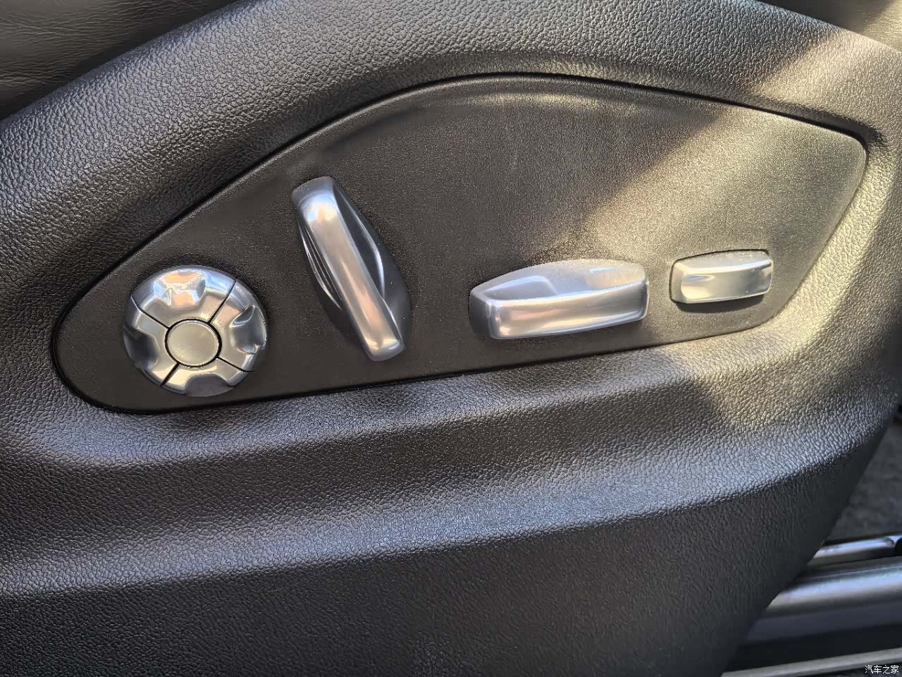 Porsche Cayenne, 2018 все фото