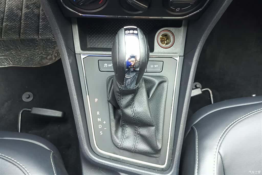 Volkswagen Lavida, 2016 16
