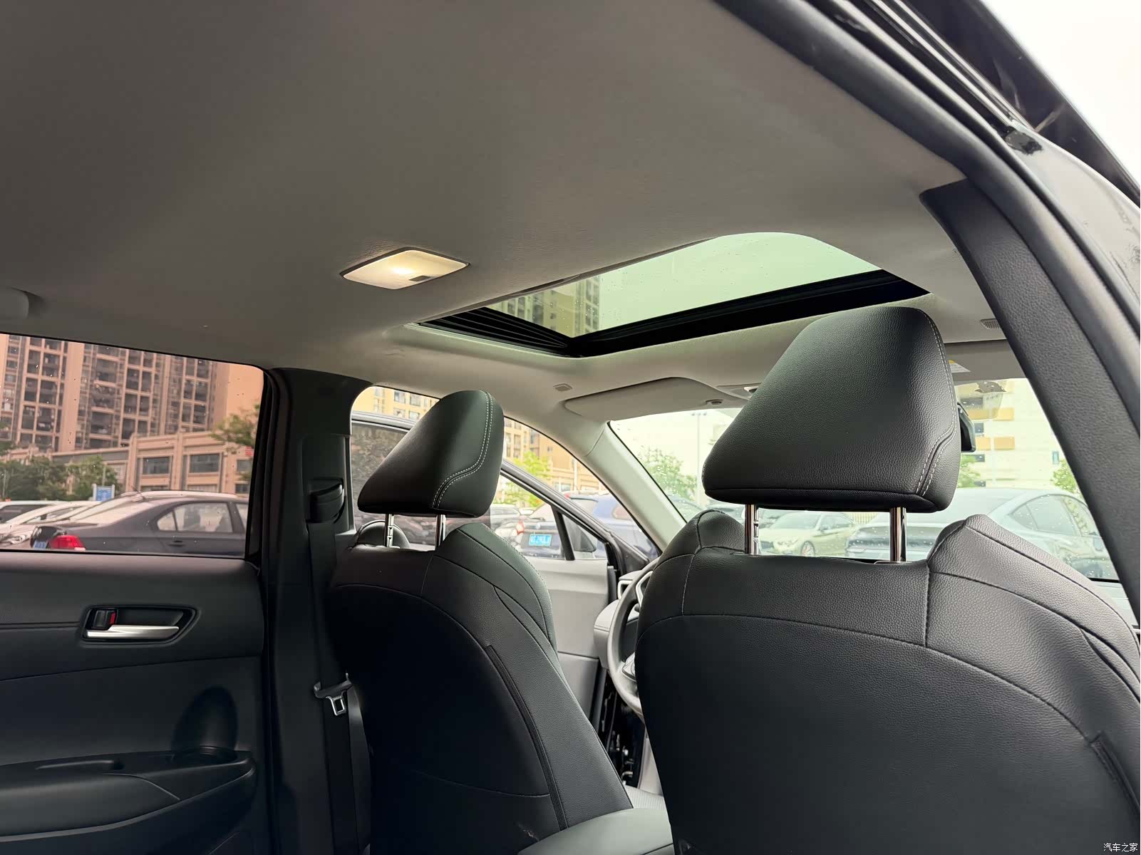 Toyota Frontlander, 2022 19