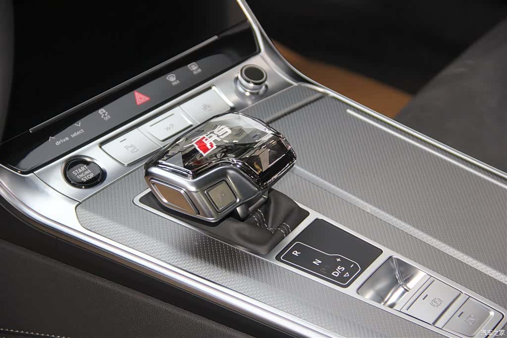Audi A7L, 2025 20