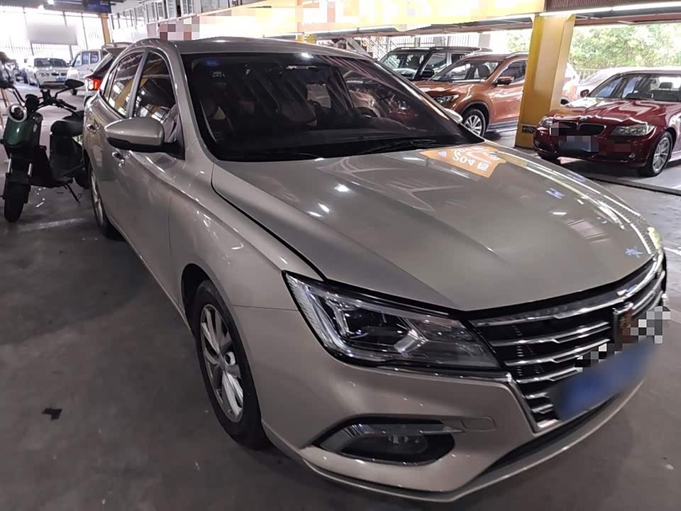 Roewe i5