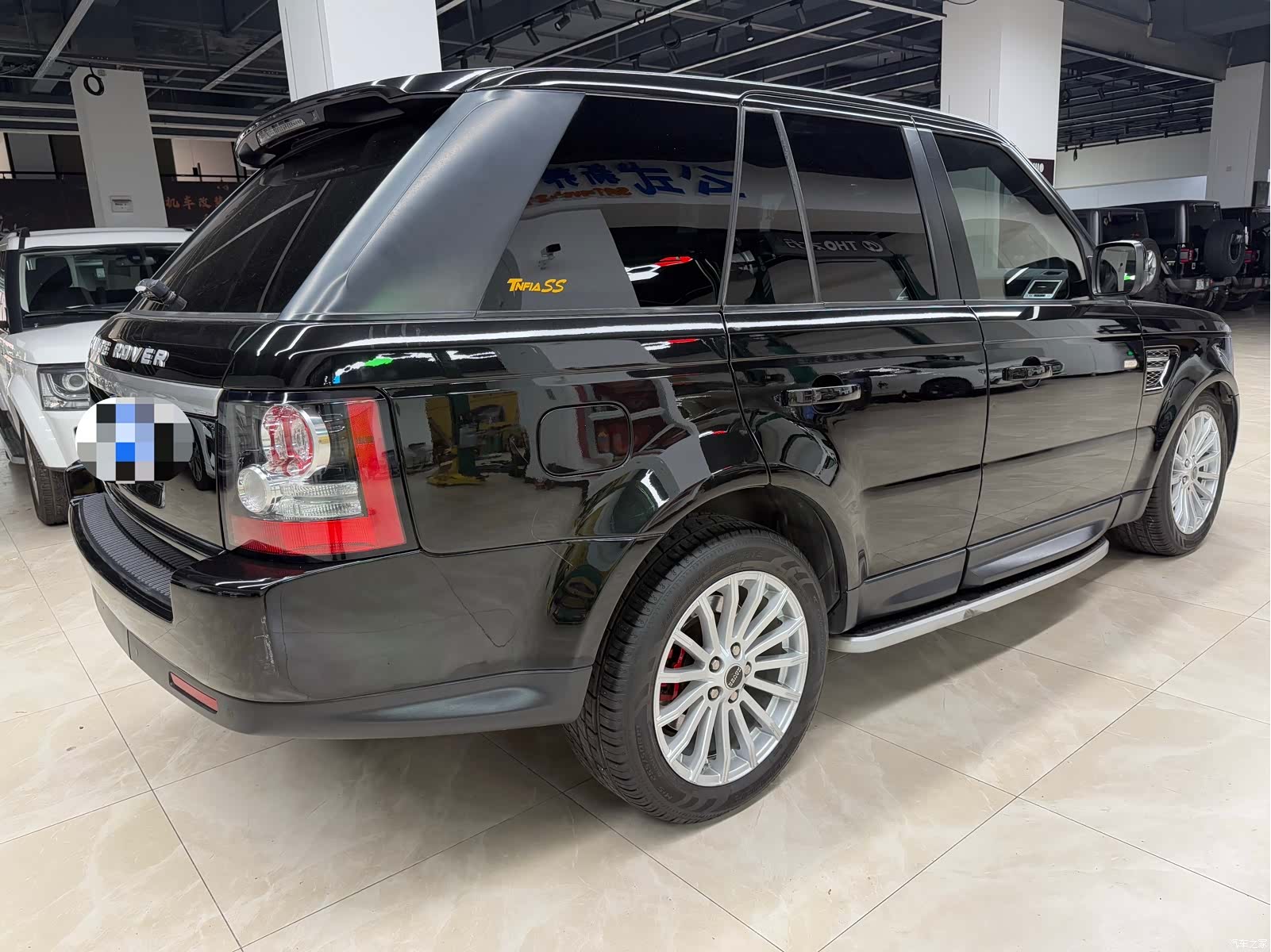 Land Rover Range Rover, 2012 9