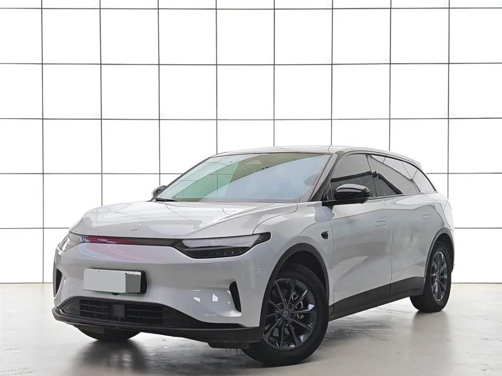Leapmotor C11