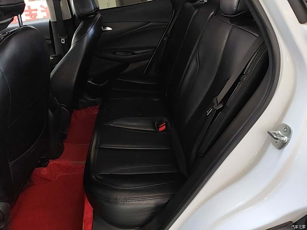 Buick Encore, 2019 24