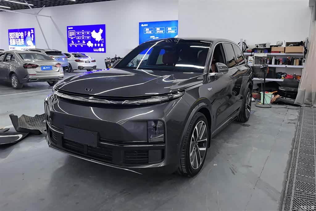 Li Auto L8, 2025 1