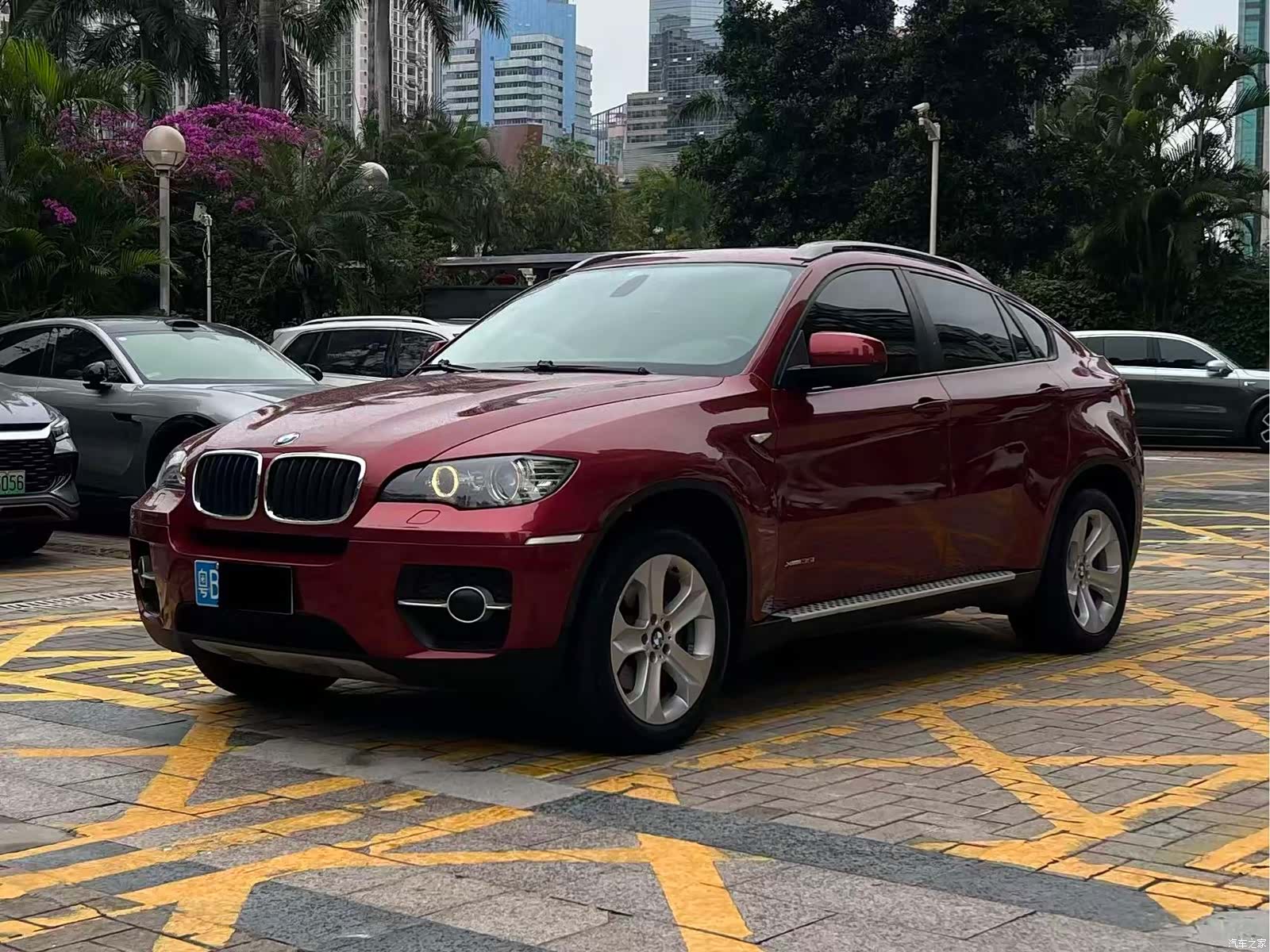 BMW X6, 2011 1