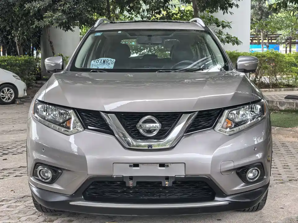 Nissan Qijun