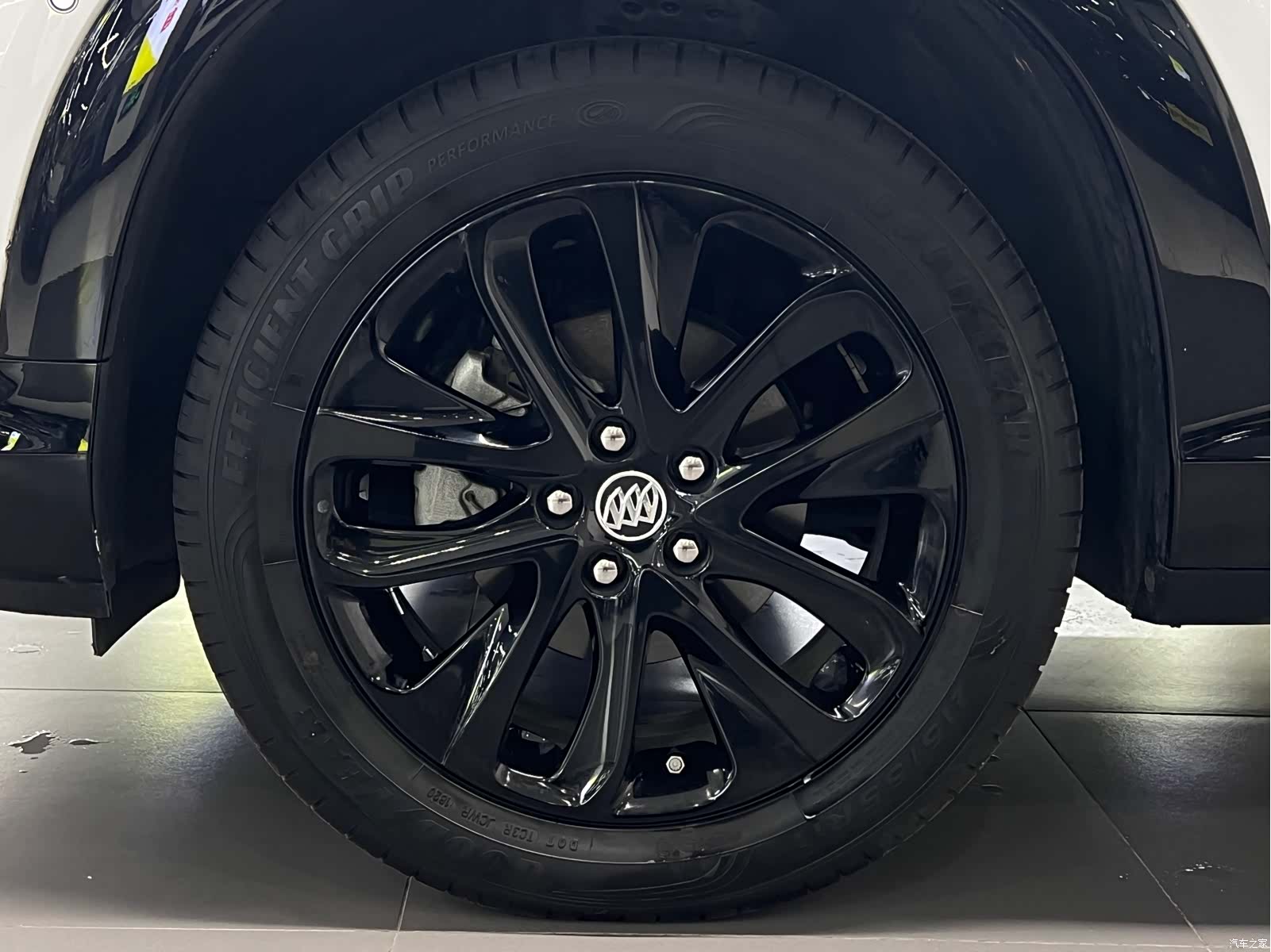 Buick Encore, 2020 11