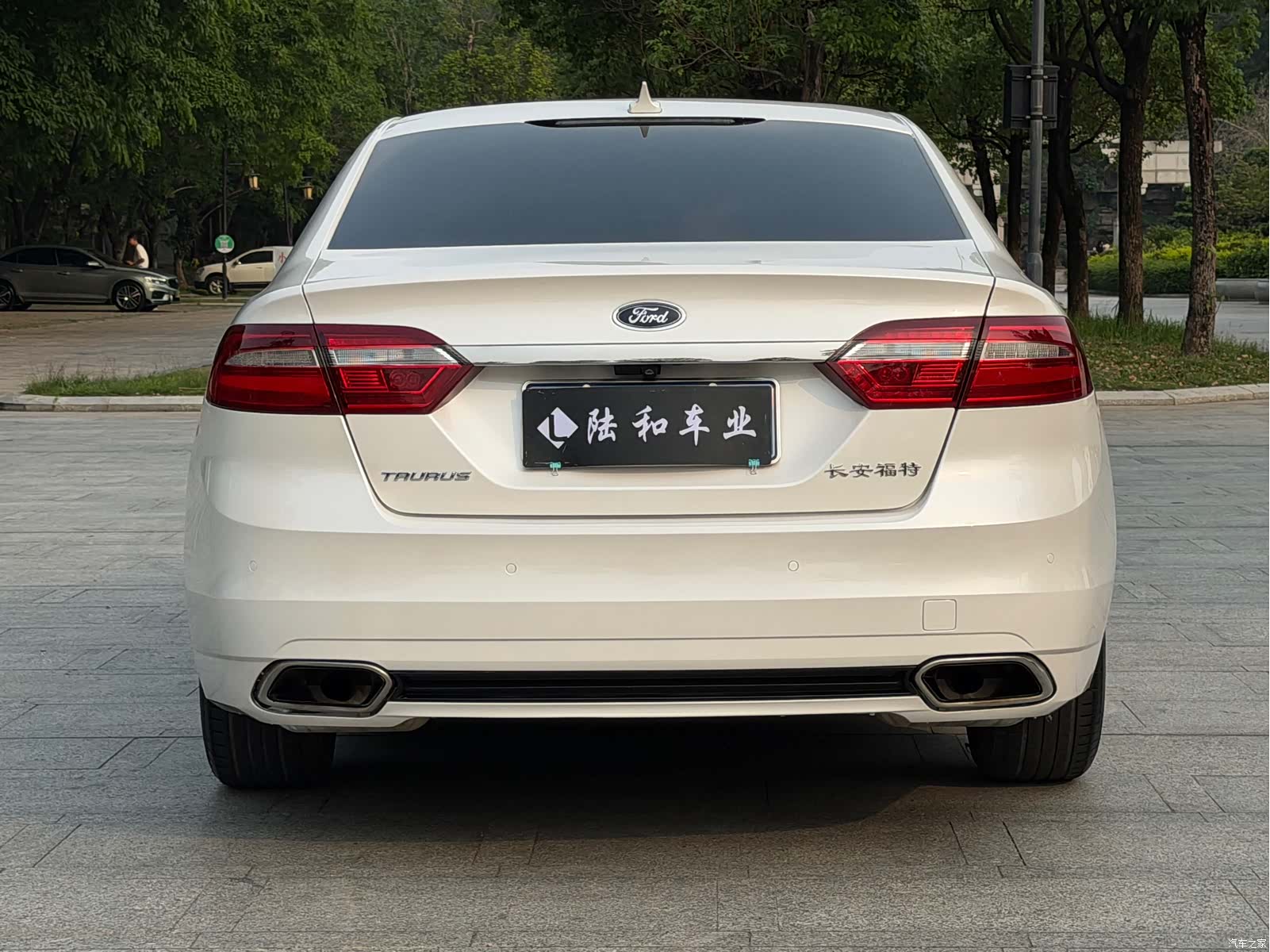Ford Taurus, 2017 20