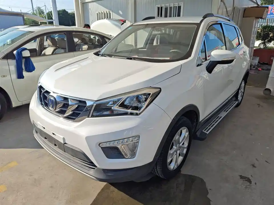 Changan CS15