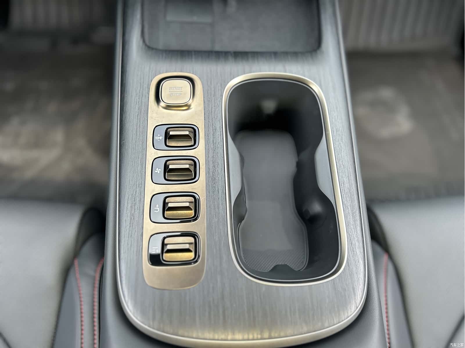 Xiaomi SU7, 2024 19