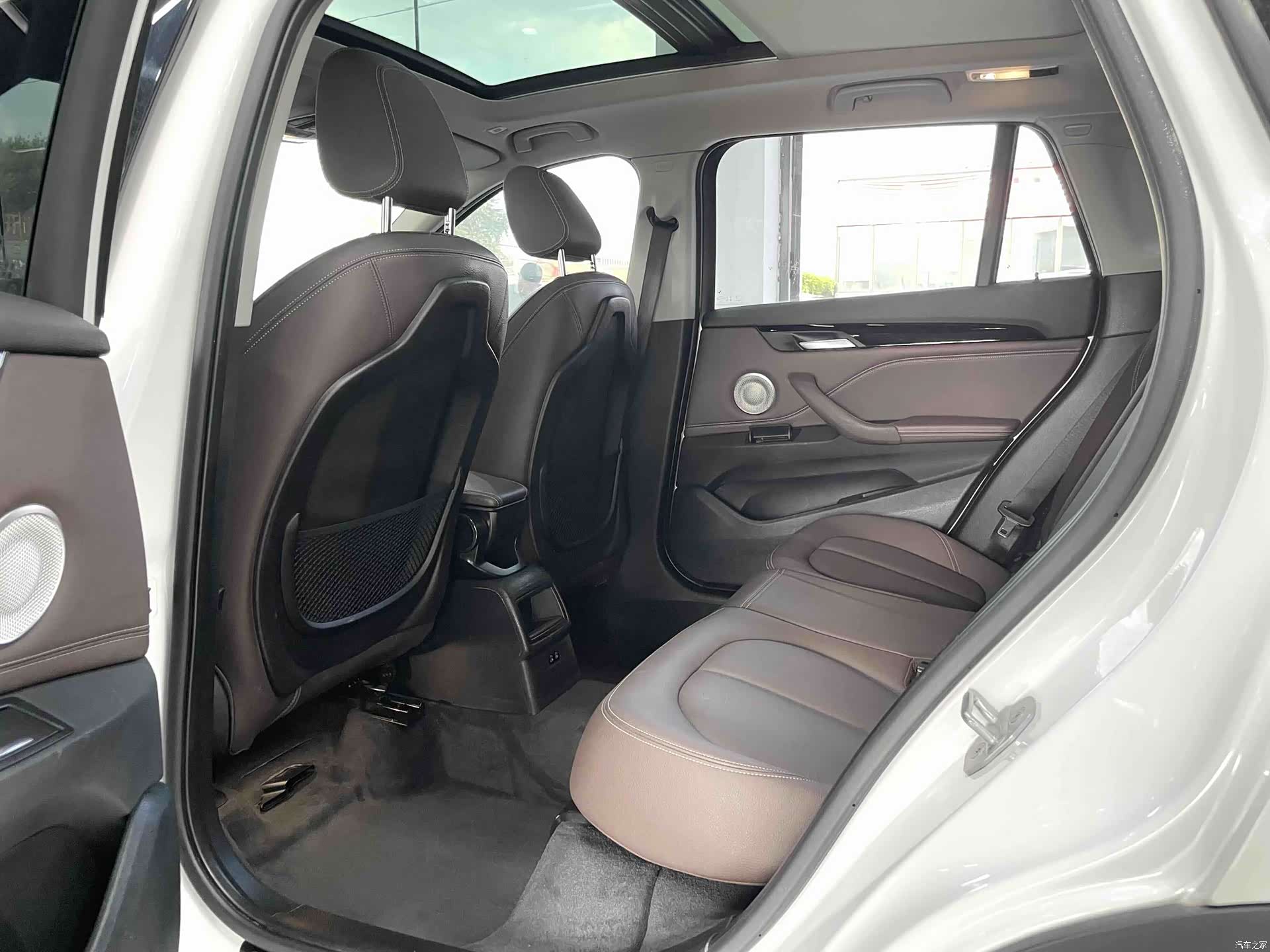 BMW X1, 2023 10
