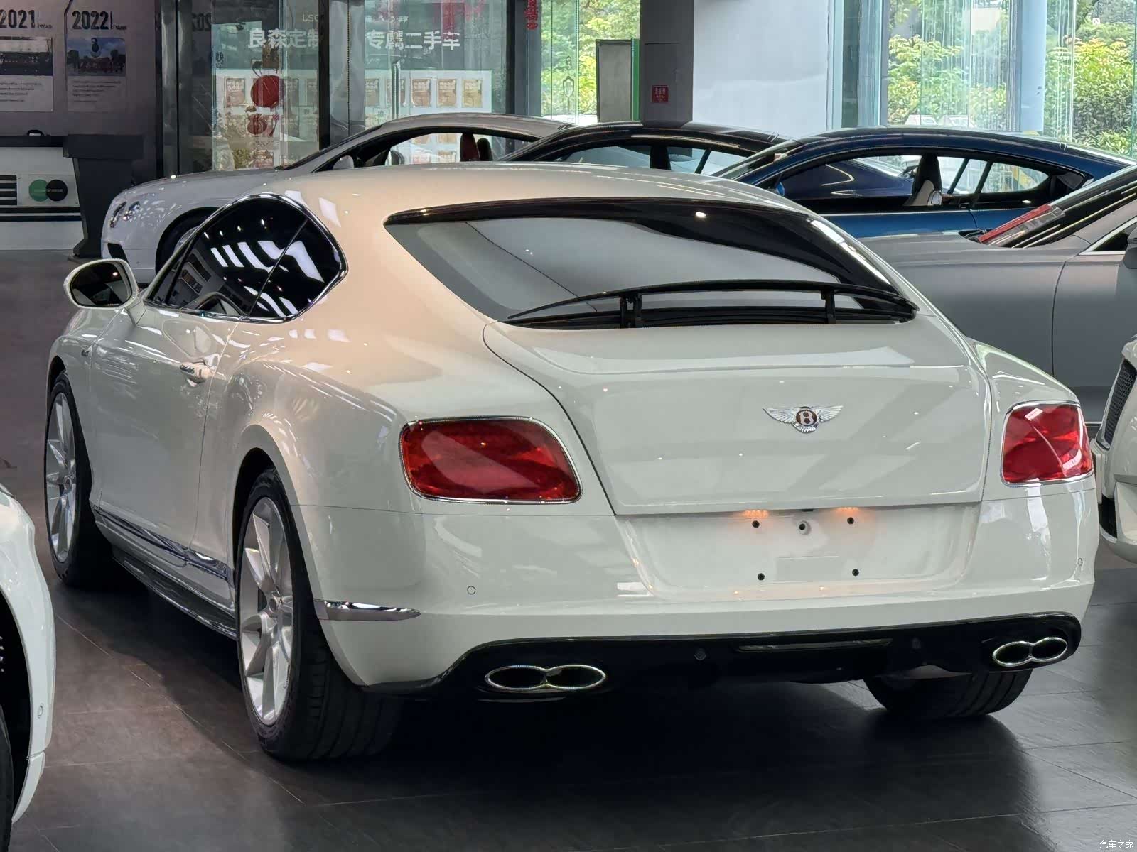 Bentley Continental GT, 2015 4