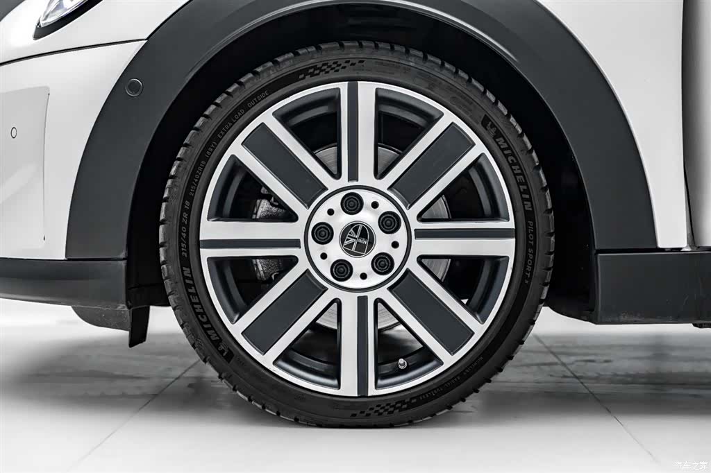 Mini Cooper, 2024 38