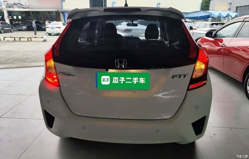 Honda Fit, 2017 все фото
