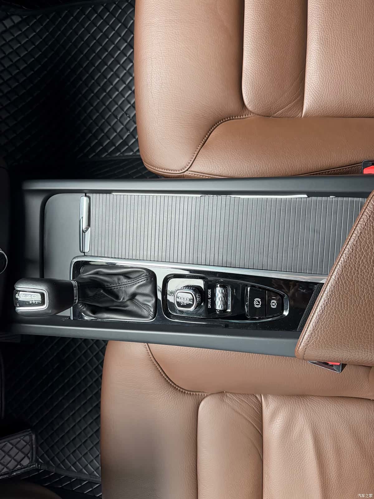 Volvo XC60, 2019 11