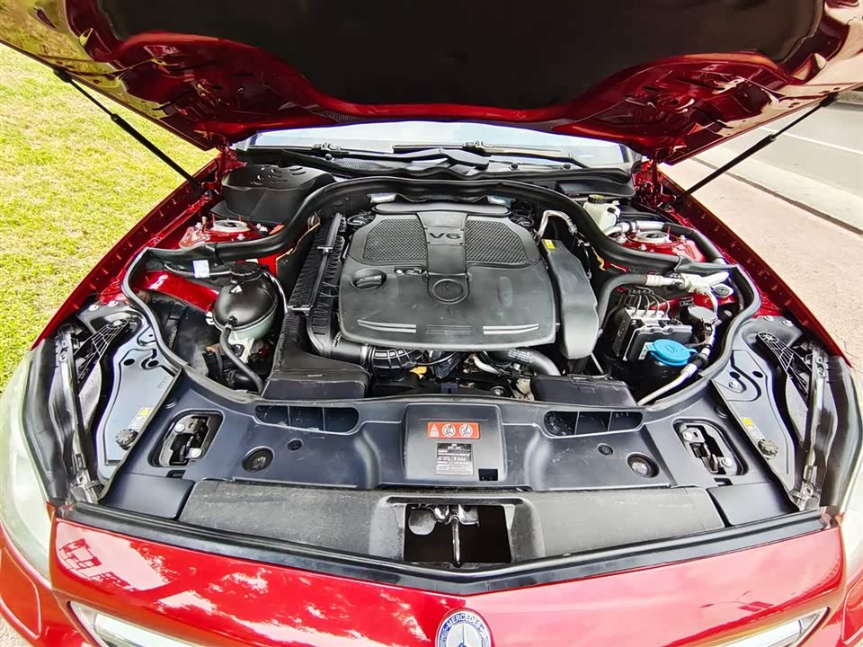 Mercedes-Benz CLS Mercedes-Benz CLS