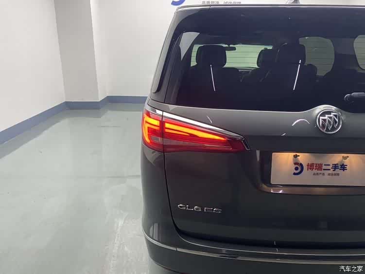 Buick GL8, 2017 16