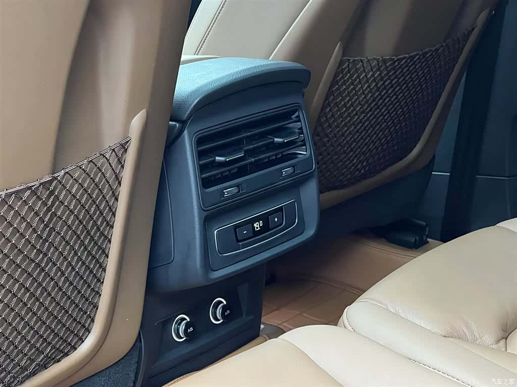 Audi Q7, 2021 24