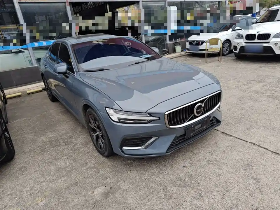 Volvo S60
