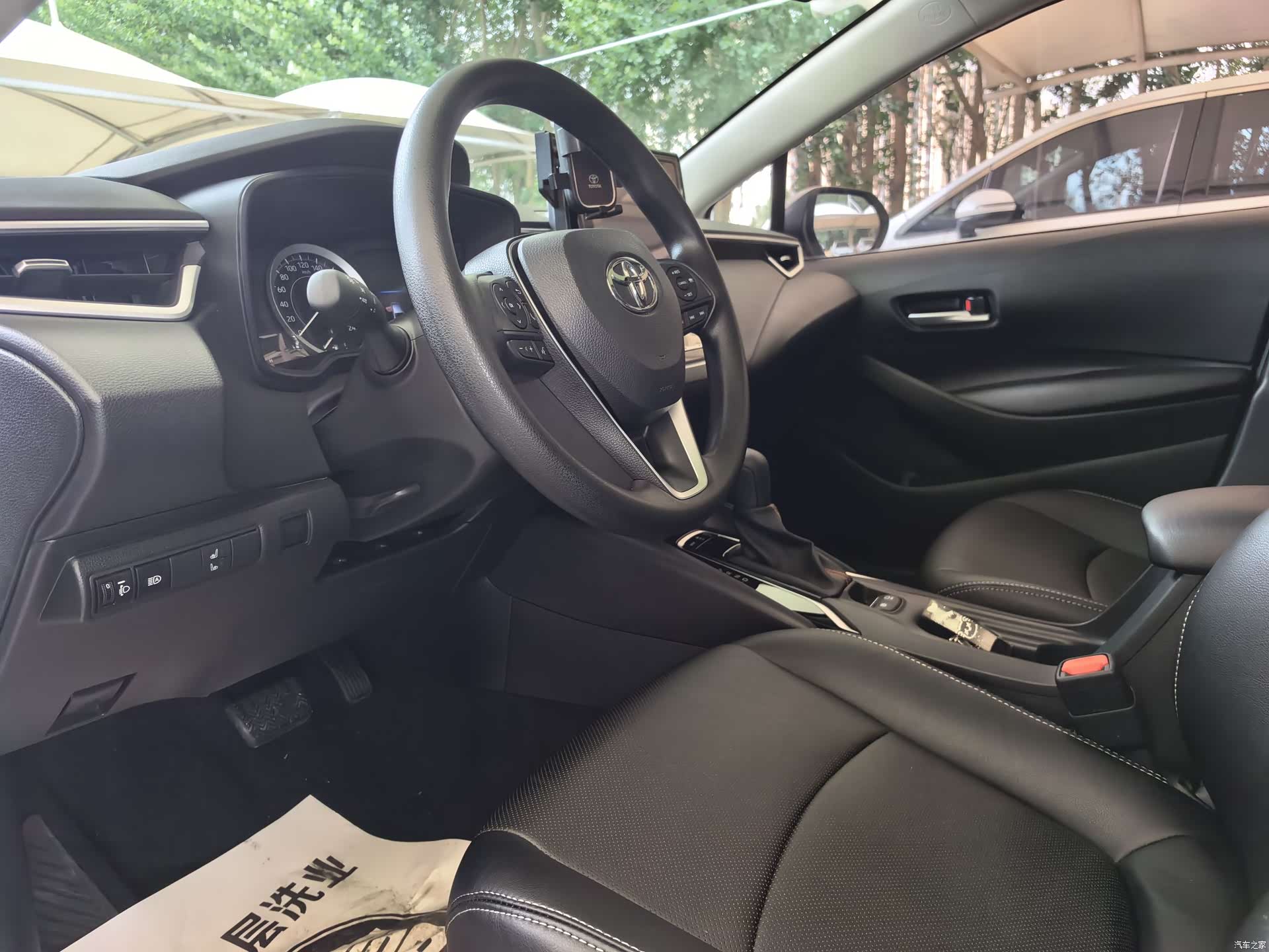 Toyota Corolla, 2023 4