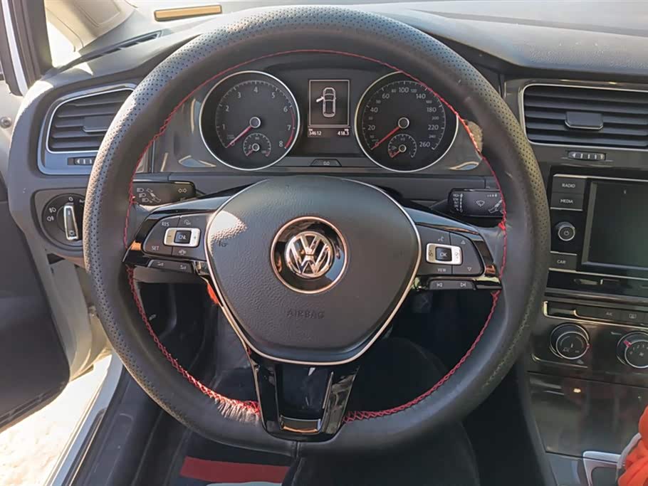 Volkswagen golf
