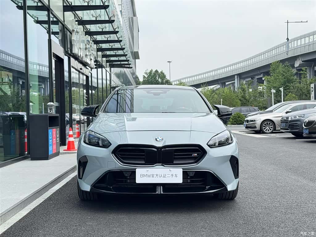 BMW M2, 2025 3