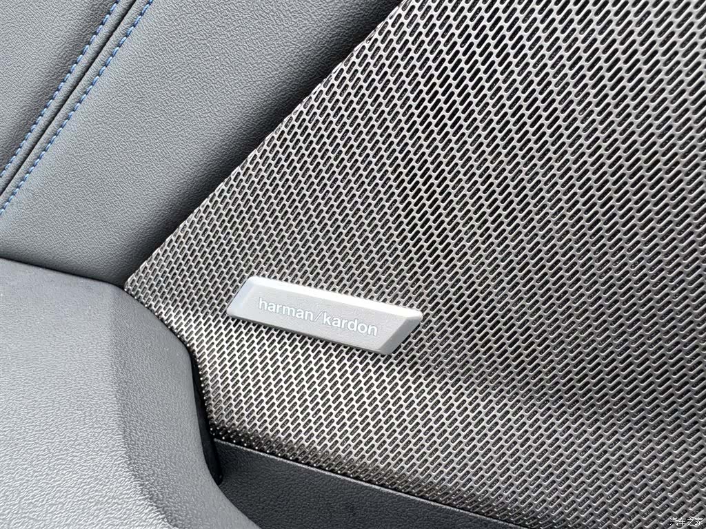 BMW M2, 2025 10