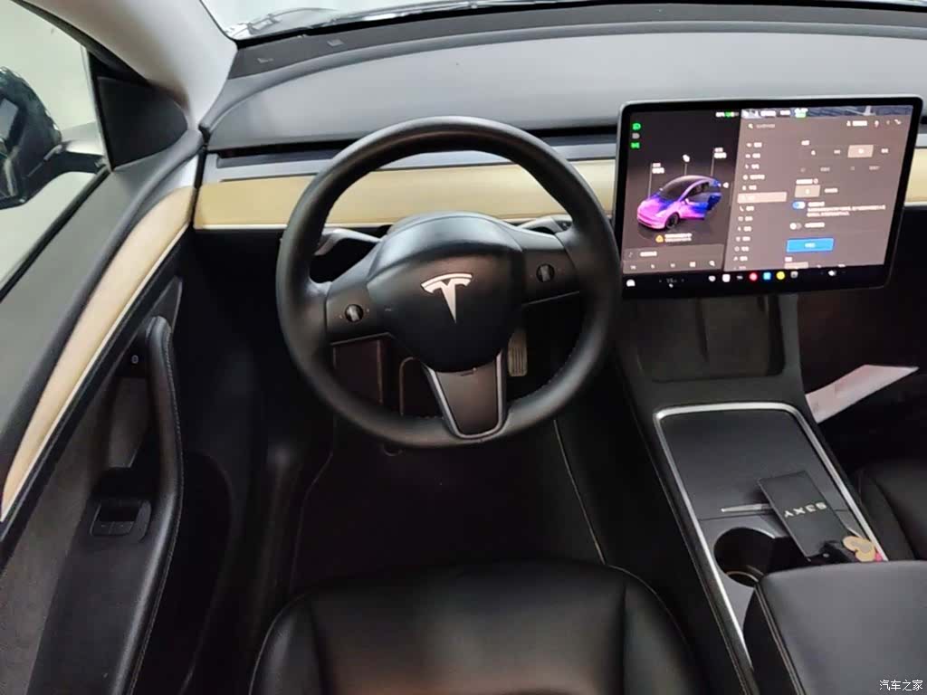 Tesla Model Y, 2023 11