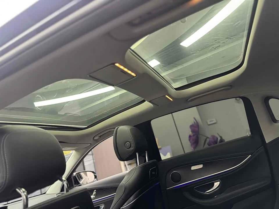 Mercedes-Benz E-class Mercedes-Benz E-class