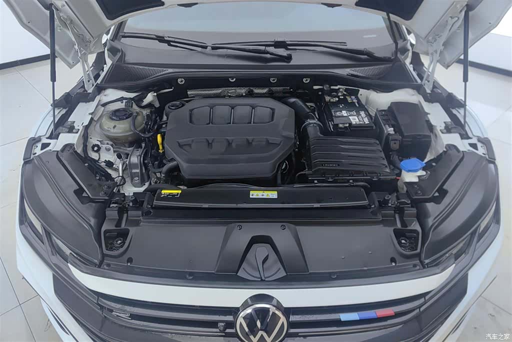 Volkswagen CC, 2024 10
