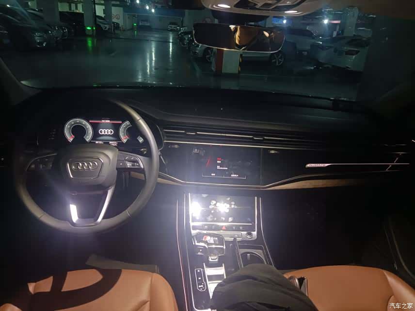 Audi Q7, 2023 6