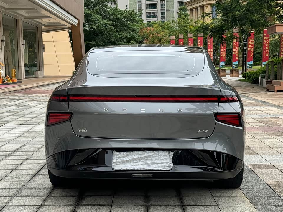 XPENG P7 XPENG P7