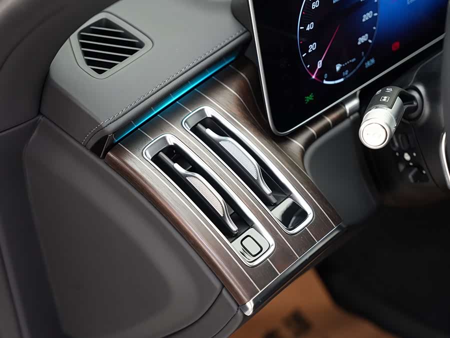 Mercedes-Benz Maybach S-Class 2022, фото 9