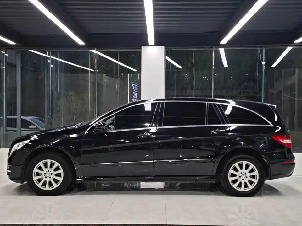 Mercedes-Benz R-class