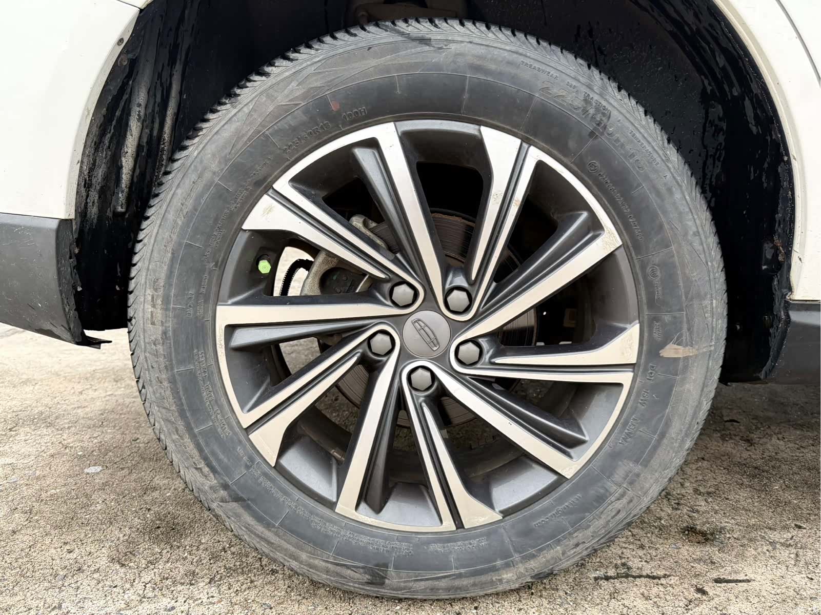 Geely X6, 2020 17