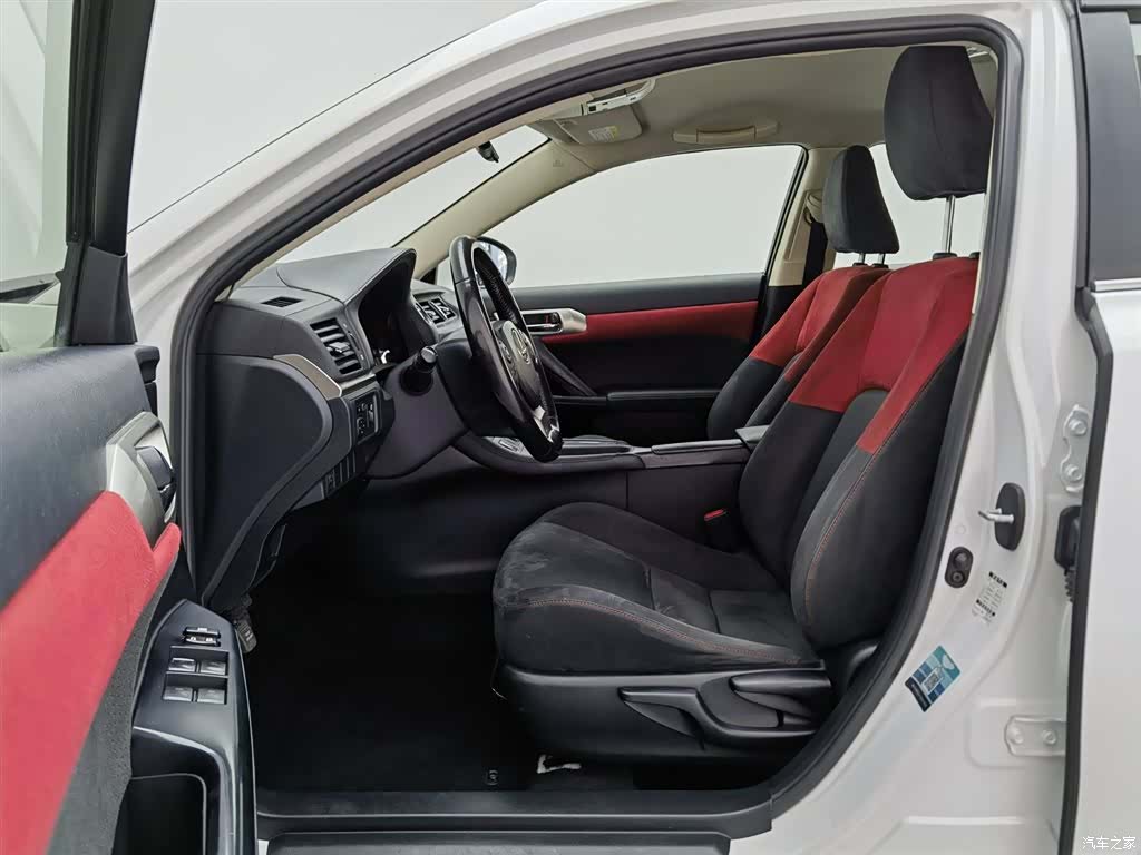 Lexus CT, 2020 10